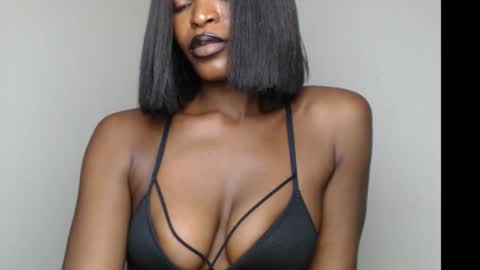 sweetxxboobsx online show from 12-01-25, 09:20