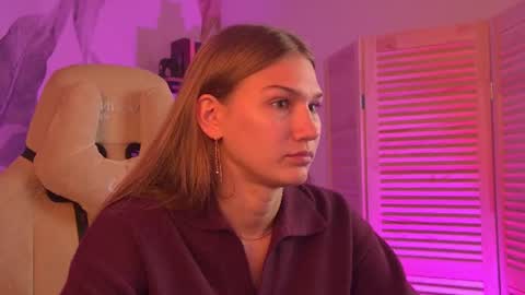 Snapshot of sweety_emilya chatting on 07-19-26, 08:07 Emily online show from 07-19-26, 08:07