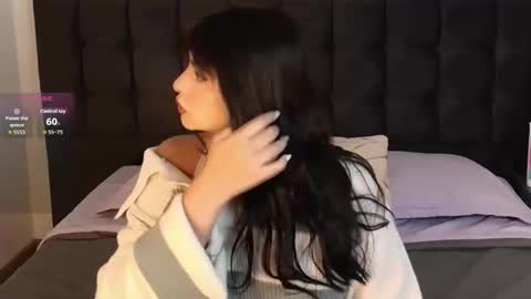 sweety nicole 3 online show from 10-22-25, 02:45