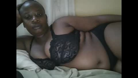 sweetyass25 online show from 10-19-25, 05:46