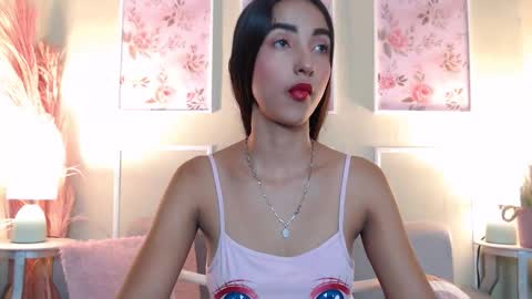Snapshot of sweetylally chatting on 02-19-26, 12:01 LAURA online show from 02-19-26, 12:01