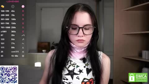 Astrid online show from 11-05-25, 06:41