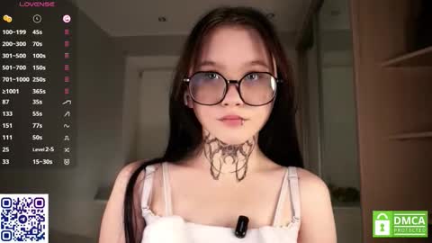 Astrid online show from 11-08-25, 05:34