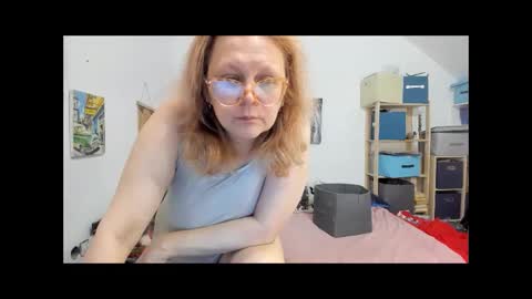 switchlorenx online show from 12-19-24, 11:18