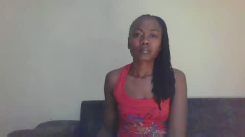 Snapshot of swtebony1 chatting on 01-11-25, 10:29 ALICIA online show from 01-11-25, 10:29
