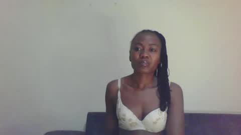 Snapshot of swtebony1 chatting on 02-02-25, 10:28 ALICIA online show from 02-02-25, 10:28