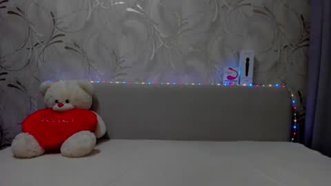 Ana online show from 02-16-25, 10:21