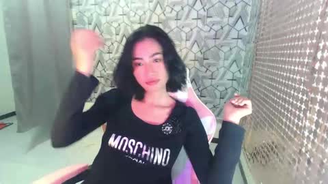 Snapshot of sydnyxox1 chatting on 01-14-26, 01:00 sydnyxox1 online show from 01-14-26, 01:00