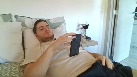 syl092 online show from 12-15-25, 10:08