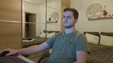 syl092 online show from 01-08-26, 04:53