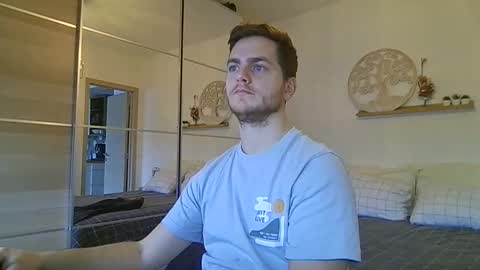 syl092 online show from 01-12-26, 09:25