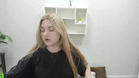 Sylvia online show from 09-16-25, 09:32