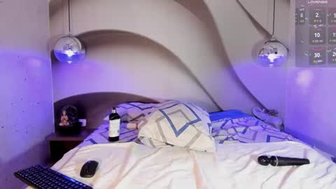 Snapshot of sylvialeos chatting on 01-16-25, 02:41 Sylvia Leos online show from 01-16-25, 02:41