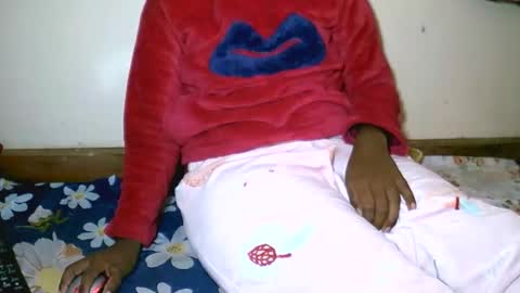 Snapshot of sylviasexy27 chatting on 12-02-25, 05:46 sylviasexy27 online show from 12-02-25, 05:46