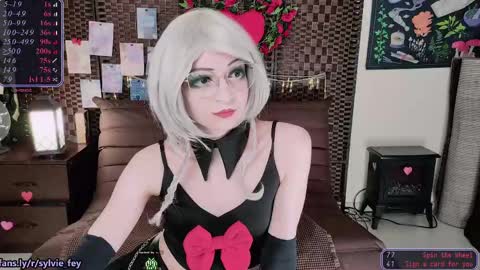 Sylvie online show from 02-16-25, 10:10