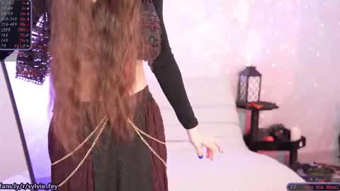 Sylvie online show from 09-24-25, 10:46