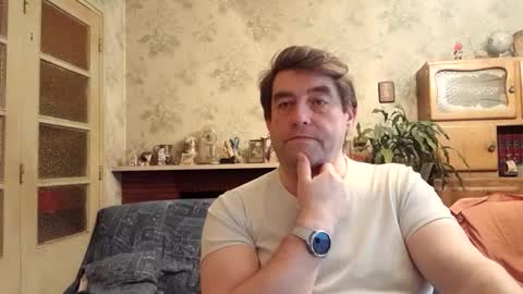 Snapshot of sympa_trique chatting on 12-12-24, 11:36 sympa_trique online show from 12-12-24, 11:36