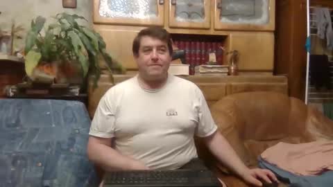 Snapshot of sympa_trique chatting on 10-25-25, 08:58 sympa_trique online show from 10-25-25, 08:58