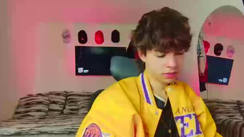 Snapshot of t0n3r chatting on 10-14-25, 11:49 TONER online show from 10-14-25, 11:49