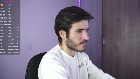 Snapshot of t0ny_wylie chatting on 12-18-24, 08:42 t0ny_wylie online show from 12-18-24, 08:42