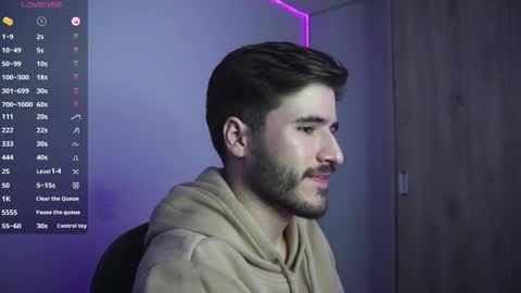 Snapshot of t0ny_wylie chatting on 12-26-24, 06:12 t0ny_wylie online show from 12-26-24, 06:12