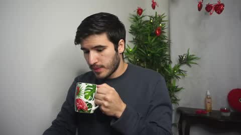 Snapshot of t0ny_wylie chatting on 02-17-25, 11:34 t0ny_wylie online show from 02-17-25, 11:34