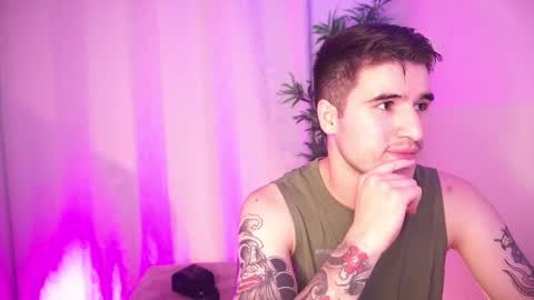 t0ny_wylie online show from 02-11-26, 09:31