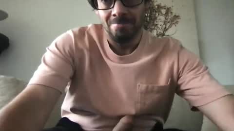 t_fuenzalida online show from 12-14-25, 05:18