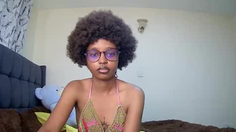 Snapshot of t_okyo chatting on 12-09-24, 09:17 TOKYO online show from 12-09-24, 09:17