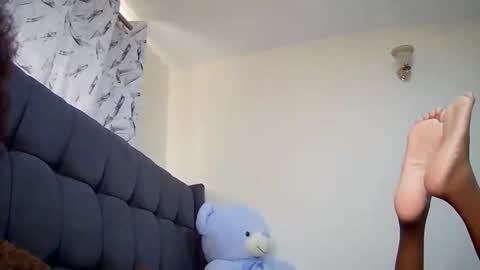 Snapshot of t_okyo chatting on 12-22-24, 07:00 TOKYO online show from 12-22-24, 07:00