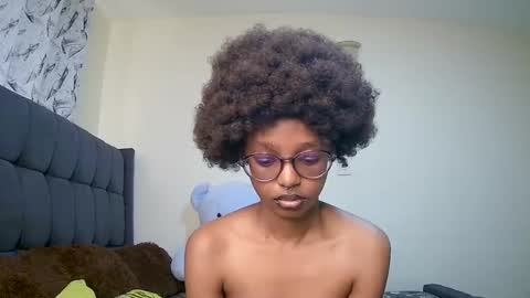 Snapshot of t_okyo chatting on 12-24-24, 07:49 TOKYO online show from 12-24-24, 07:49