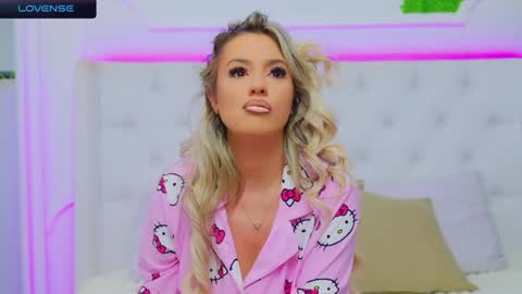 Snapshot of taahiraarabian chatting on 01-03-25, 07:50 Arianna online show from 01-03-25, 07:50