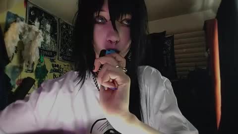 Lina online show from 02-10-26, 11:36