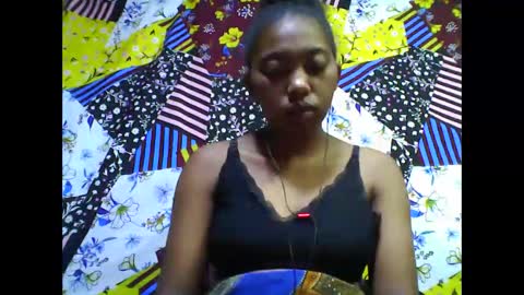 tahiriniah online show from 10-24-25, 02:52