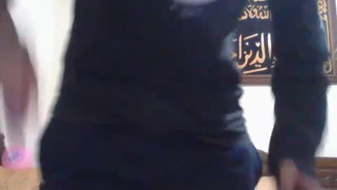 Snapshot of tahtouhafakroune12 chatting on 01-05-25, 05:41 tahtouhafakroune12 online show from 01-05-25, 05:41