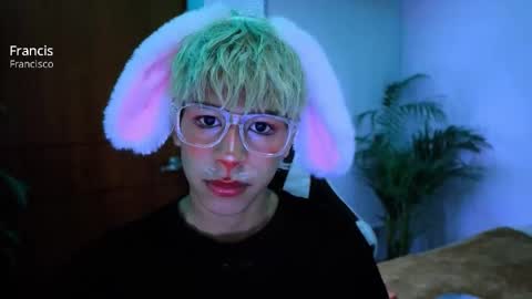 Snapshot of taichi_bluy chatting on 10-26-25, 03:12 taichi online show from 10-26-25, 03:12