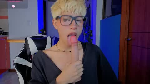 taichi online show from 02-03-26, 12:10