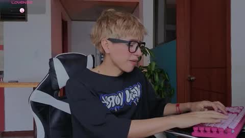 taichi online show from 02-21-26, 05:36