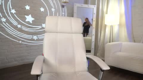 Margo online show from 11-29-25, 11:41