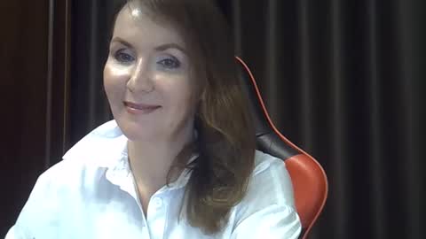 Snapshot of taisialucky77 chatting on 10-05-25, 06:50 taisialucky77 online show from 10-05-25, 06:50