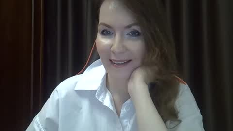Snapshot of taisialucky77 chatting on 10-25-25, 10:56 taisialucky77 online show from 10-25-25, 10:56