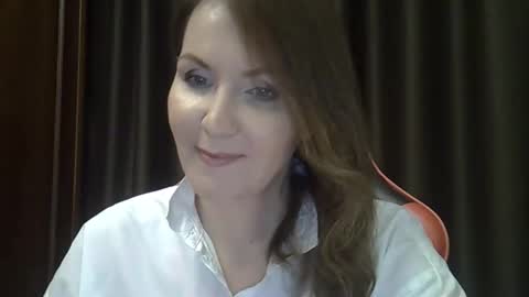Snapshot of taisialucky77 chatting on 10-29-25, 05:36 taisialucky77 online show from 10-29-25, 05:36
