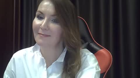 Snapshot of taisialucky77 chatting on 11-17-25, 04:13 taisialucky77 online show from 11-17-25, 04:13