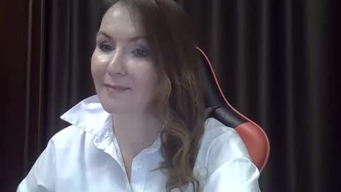 Snapshot of taisialucky77 chatting on 11-23-25, 05:02 taisialucky77 online show from 11-23-25, 05:02