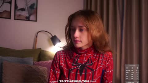 Mia online show from 11-02-25, 01:19