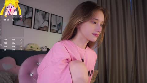 Mia online show from 03-13-26, 01:34