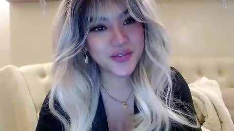 Lena online show from 02-16-25, 08:11