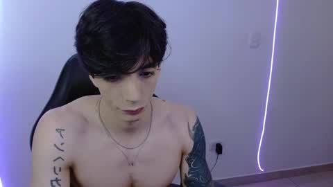 takeru___ online show from 12-05-25, 02:14