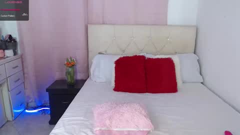 taliana  modelo independiente online show from 03-08-25, 03:39