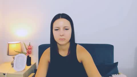 Snapshot of taliasensitive chatting on 10-12-25, 10:36 taliasensitive online show from 10-12-25, 10:36